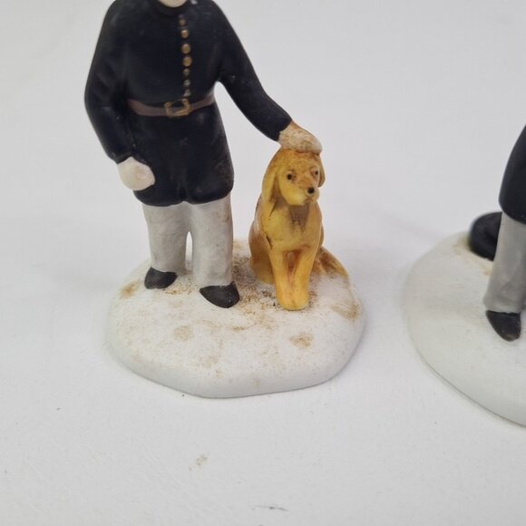 Department 56 Snow Village "Constables" 5579-4 Christmas Accessories Set Of 3 - Picture 4 of 7